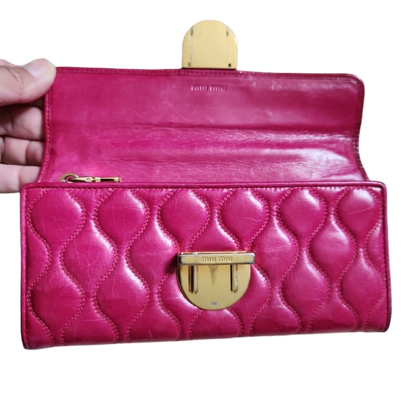 Miu Miu wallet Fuxia Colo - Picture 15 of 17